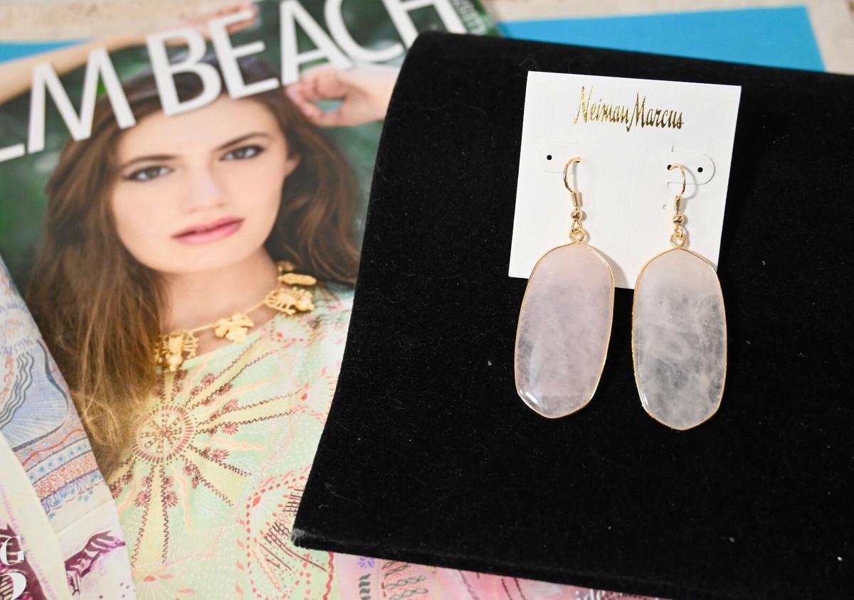 NWT $45 NEIMAN MARCUS Pale Pink Blush Elongated Drop Earrings Gold