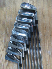 TITLEIST 690 MB FORGED IRON SET 2 - PW W/DYNAMIC GOLD X100 X-STIFF STEEL - RH