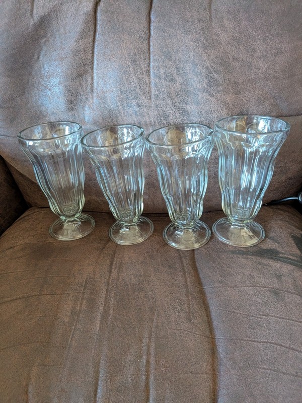 Anchor Hocking Glasses for Ice Cream Parfait and Sundae Set of 4
