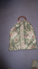 Borsa per maglieria.. Verde, Rosa, Crema. Larghezza 23" x 19".    2 maniglie in legno di plastica