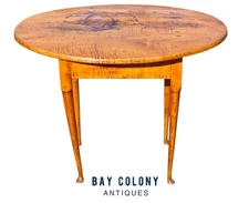 Antique Queen Anne Tiger Maple Tavern Table / Side Table