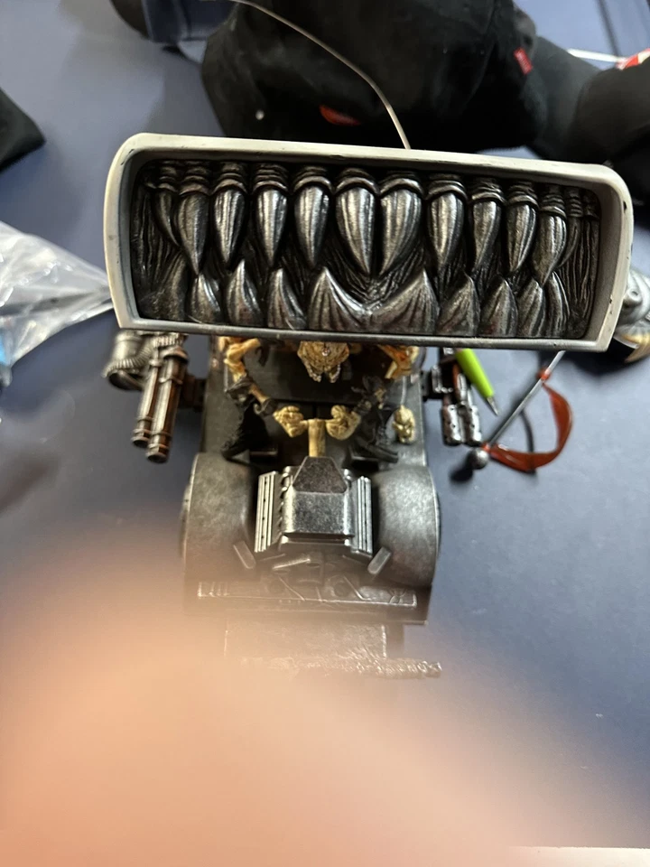 Alien Racers SKRASH R/C Remote Control Car - with REMOTE - Image 2 of 2