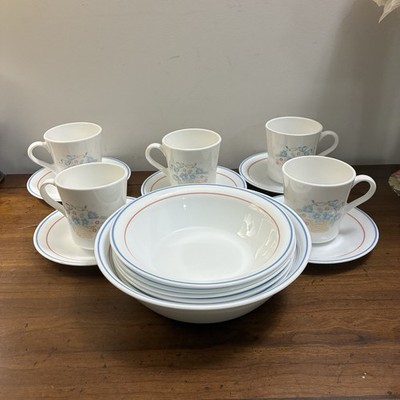 16p Vintage Corelle Corning COUNTRY CORNFLOWER basket&flowers Cups Saucers Bowls