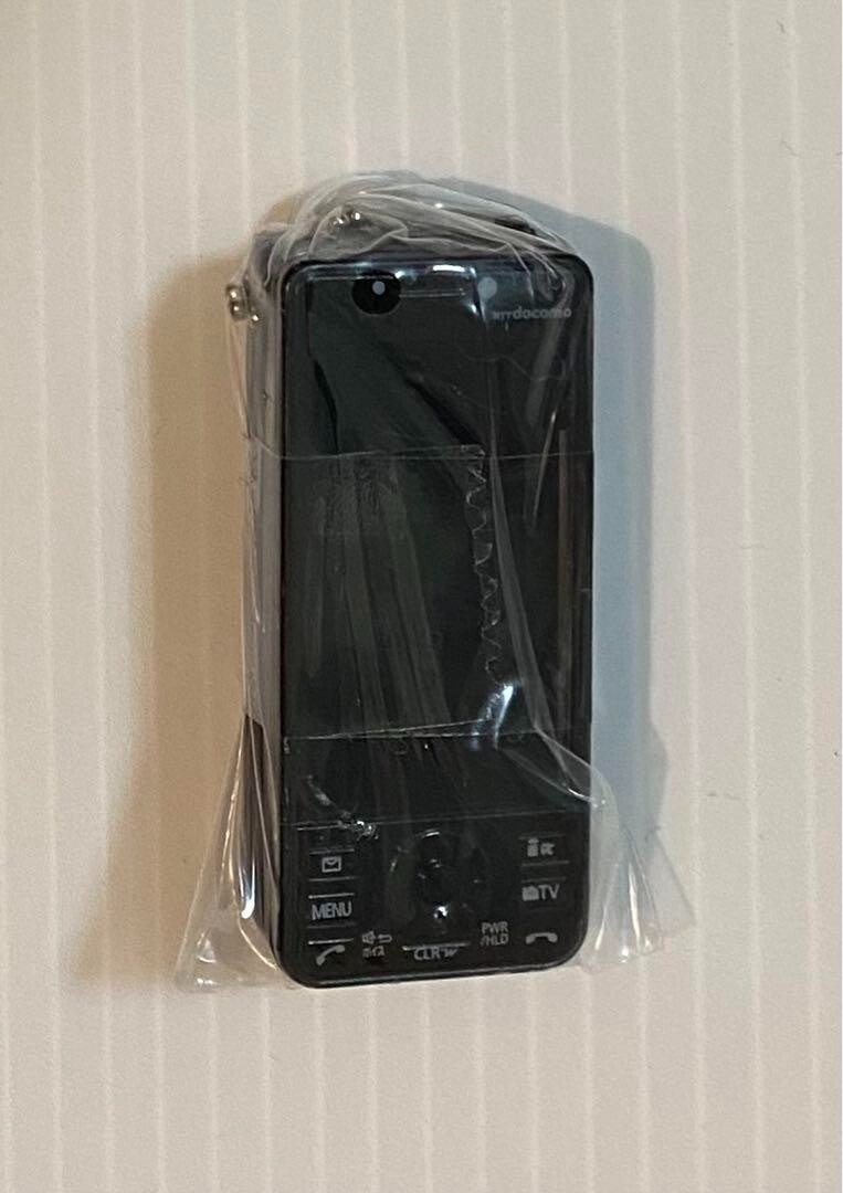 NTTdocomo - daaa★ jp feature phone Collection docomo ver. P-02A Black Capsule