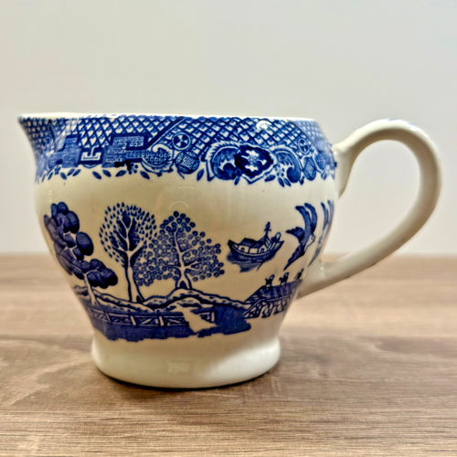 1960s Barratts Staffordshire Willow Pattern Jug – Blue & White Ceramic Creamer