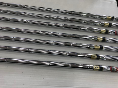 TaylorMade M5 Iron Set 7pcs 5-9-PW-AW Dynamic Gold S200 Flex S - Picture 4 of 9