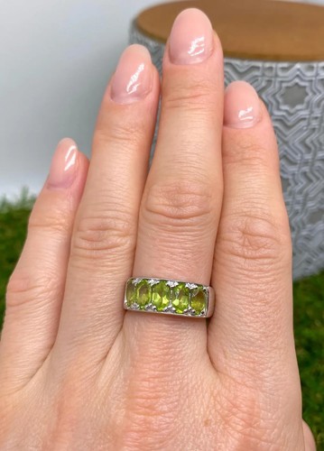 Peridot natural gemstone Ring, gold plated, sterling silver 925, 9US - Picture 2 of 4