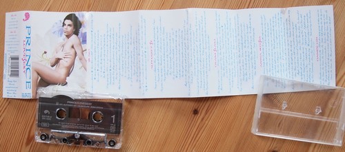 PRINCE - LOVESEXY (PAISLEY PARK 9257204) 1988 EUROPE CASSETTE TAPE *MINOR DAMAGE - Picture 2 of 4