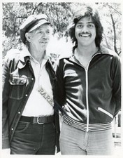 Freddie Prinze Jack Albertson Original Photo Vintage 8x10 Celebrity Memorabilia