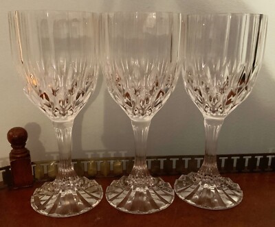 3 Water Goblet Bretagne by CRISTAL D'ARQUES-DURAND 7 3/8''