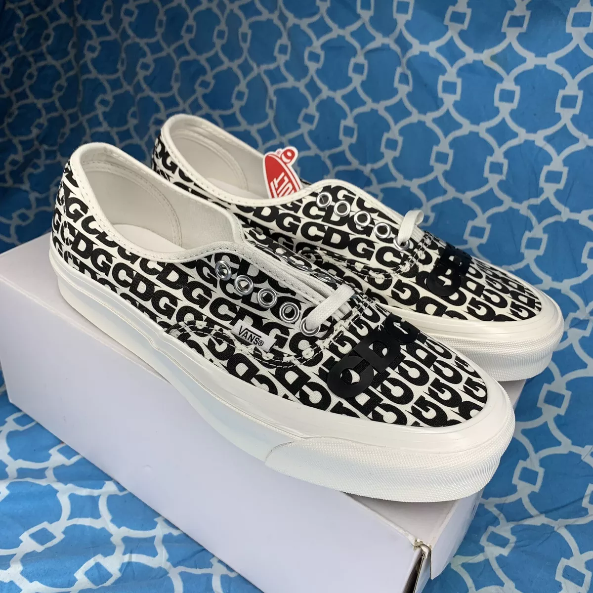 Vans Men’s size 8 comme des garçons x OG authentic LX cdg print blanc de  blanc