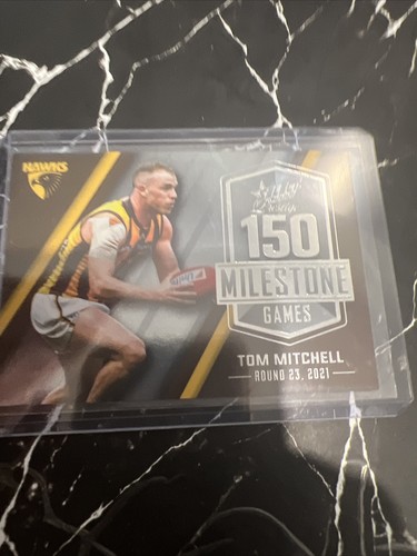 2018 AFL Select Footy Stars Hawthorn Best & Fairest Tom Mitchell Card – BF10, Ungraded