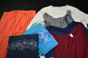 Old-Navy-Women-039-s-Large-Mixed-Lot-of-Various-Styles-Tops-amp-Dresses-Lot-of-7