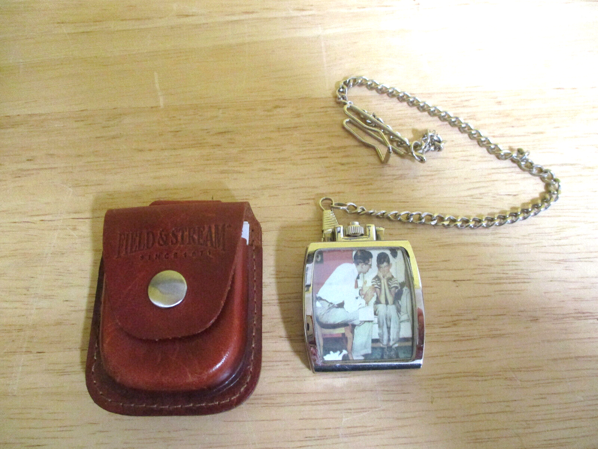 セイコー　
KINETIC　
5M22-7B40 Field & Stream Pocket Watch Square Case w/Norman Rockwell