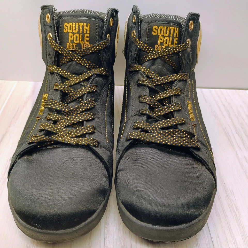 Tênis Southpole Feminino Tamanho 10 Preto e Dourado Top Alto Streetwear Hip Hop - Imagem 4 de 4