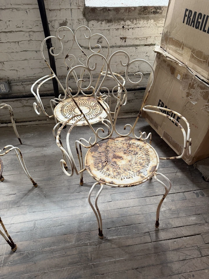 Antiguo sillón de jardín francés de hierro forjado muebles de patio lote de 4 Foto 3 de 4