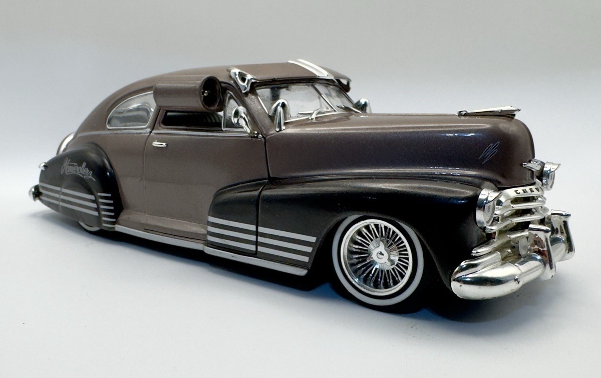 Jada Toys 1/24 ホーミーズ 47’ Chevy Fleetline s-l400.jpg