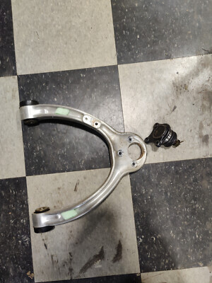 Mitsubishi Pajero Evolution JDM RHD Right Front Upper Control Arm V55W MR392794 