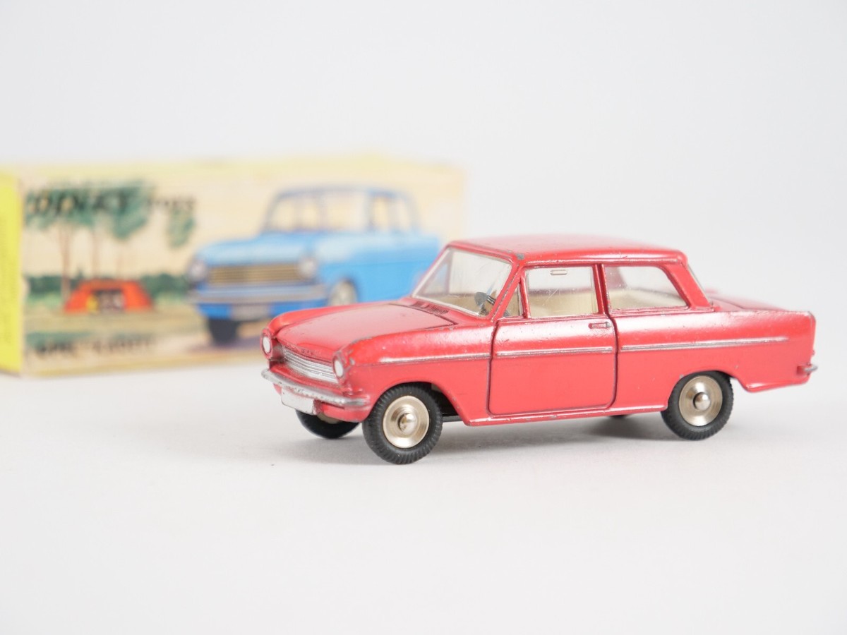 仏ディンキー 540 オペル・カデット　 OPEL KADETT ミニカー 仏ディンキー 540 オペル・カデット OPEL KADETT ミニカー Dinky