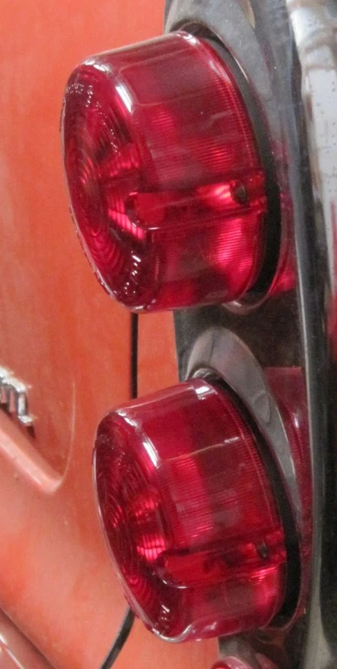 Lente CHECKER Luz Trasera Roja Señal de Giro Maratón Taxi Cabina Coche Vagón ENVÍO GRATUITO Foto 3 de 4