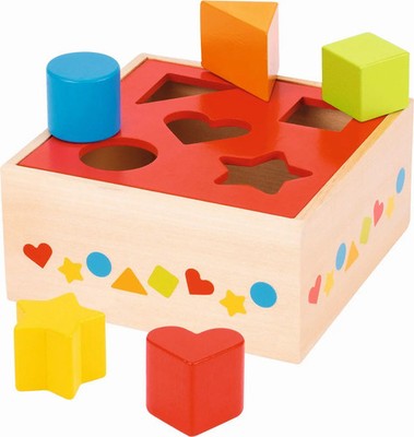 Sort Box, goki basic. | 16 x 16 x 7,6 cm (Box), Holz, 5 Klötze, per Stück | 2024