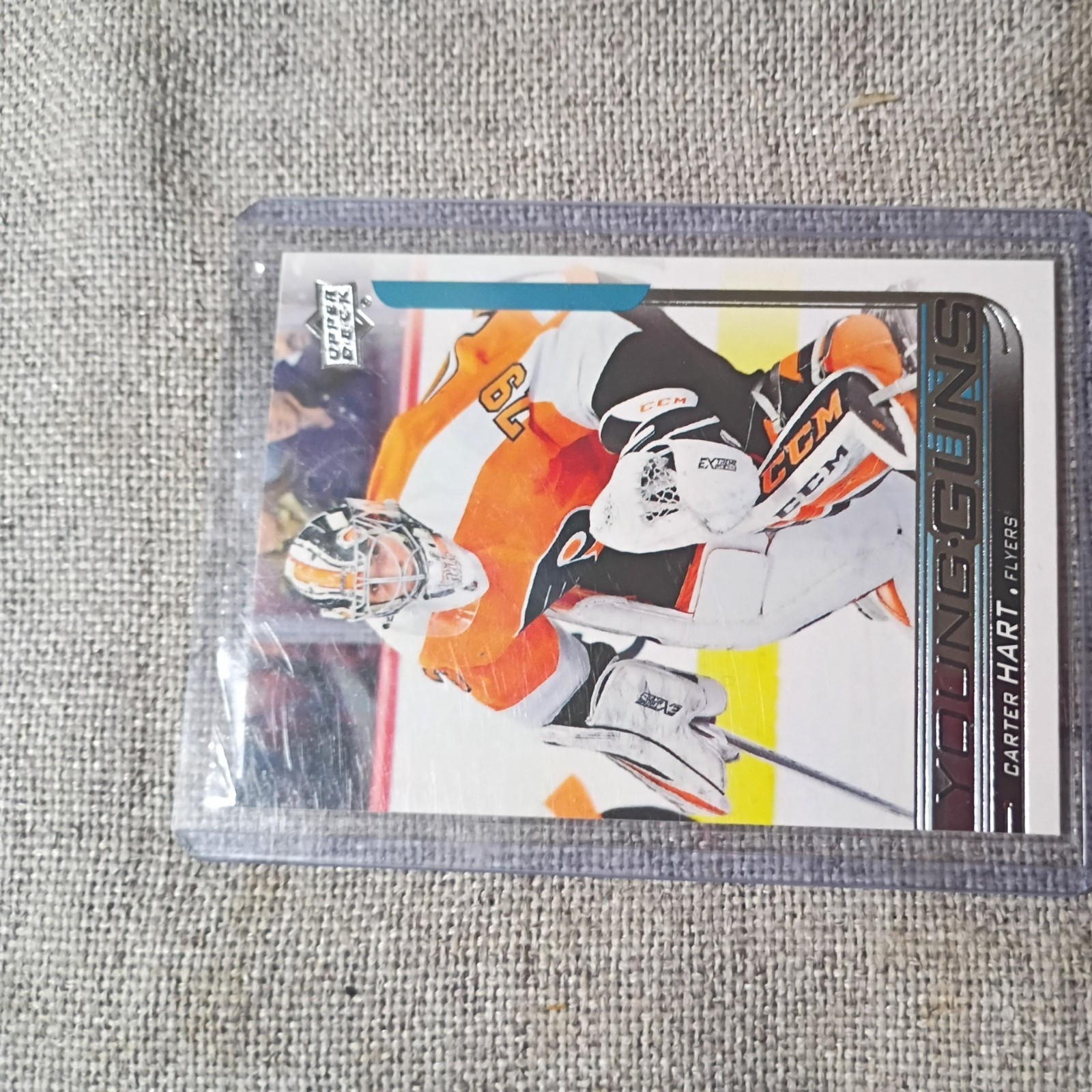 2018-19 Upper Deck - Young Guns Philadelphia Flyers Carter Hart #491 (RC)
