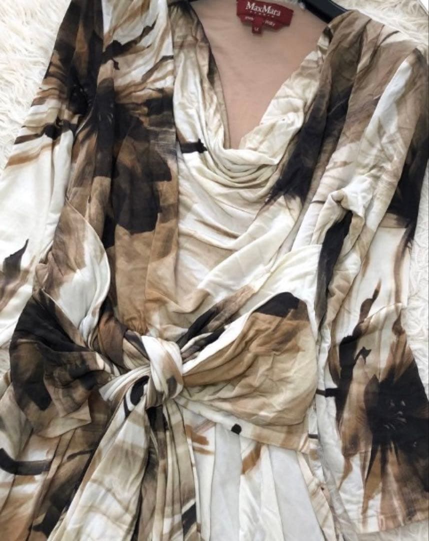 Good condition MaxMara drape allover pattern dres… - image 3