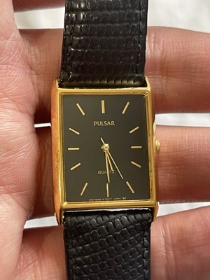 Pulsar v501-5a20   Dress Tank Quartz Watch - Needs Battery/For Parts/Not Running