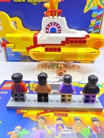 LEGO Ideas The Beatles Yellow Submarine 21306 - 99% Complete w/ Box, Retired