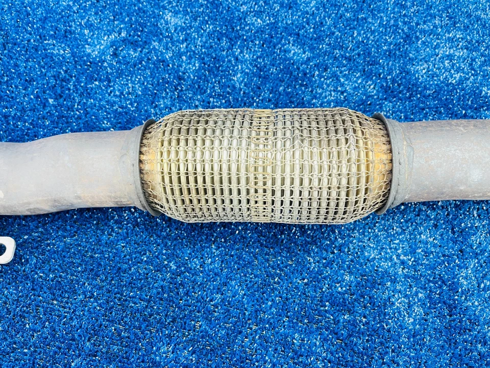 Гибкая передняя выхлопная труба в сборе для Chrysler 200 2015–2017 годов от оригинального производителя 68233484aa - Изображение 4 из 4