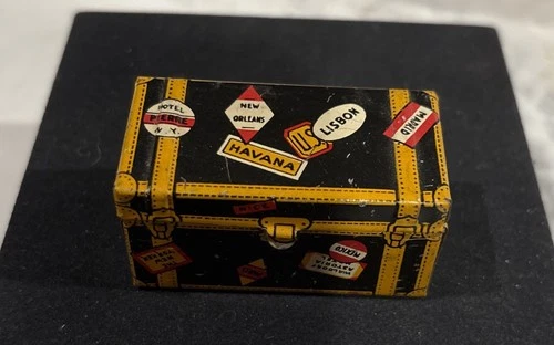 Vintage Marx 1930's Miniature Tin Litho Steamer Trunk Luggage W/Decals