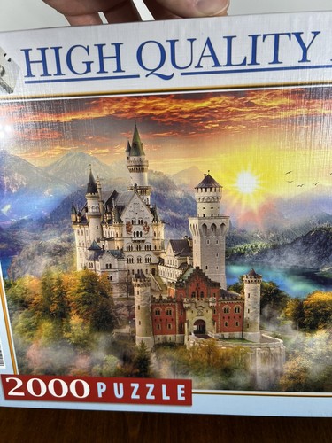 Clementoni 2000 Pieces Jigsaw Puzzle Neuschwanstein German Castle New Sealed - Picture 5 of 8