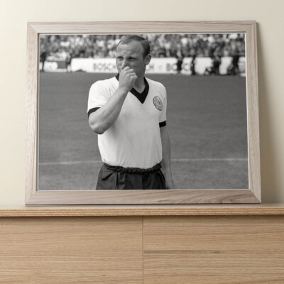 Uwe Seeler : 10''x8'' Professional Photo