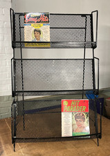Blk Mid Century Metal Wire Mesh Newspaper Magazine Record Stand Rack 44"H x 27"W