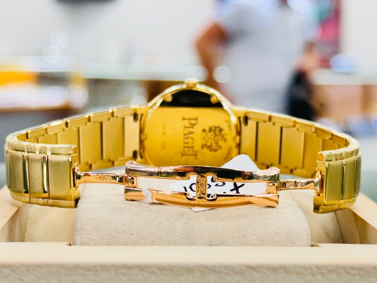 Piaget Polo 27501 18K Yellow Gold 28mm Factory Diamond Bezel