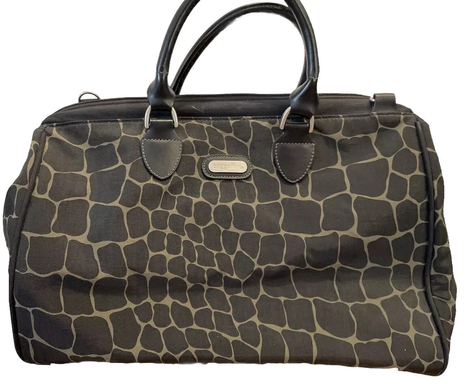Bolsa de mão Baggallini estampa girafa fim de semana bolsa de náilon pequena bolsa de viagem