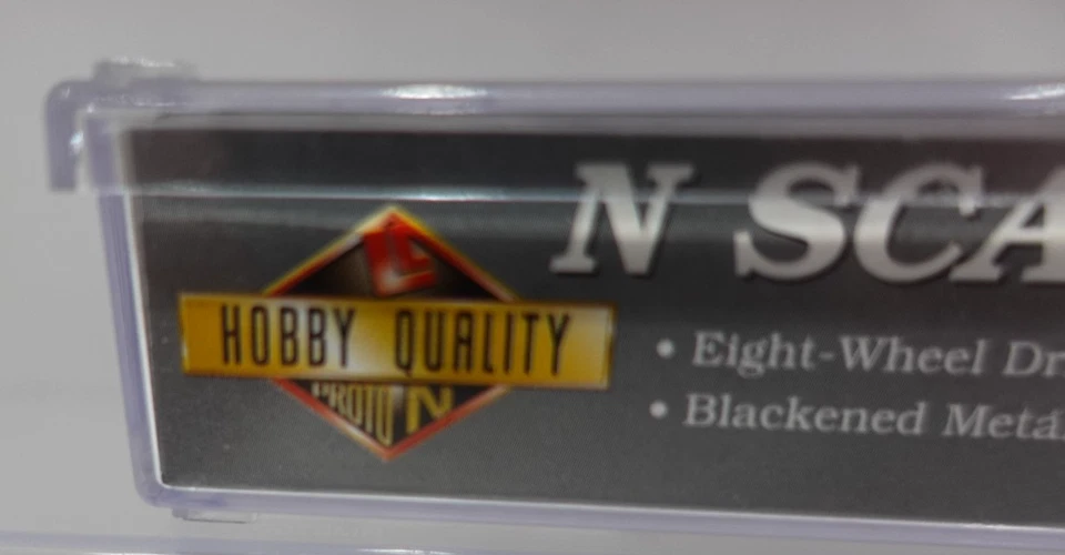 Life like N scale SW8 diesel locomotive LV #275 Item #7389 - Image 4 of 4