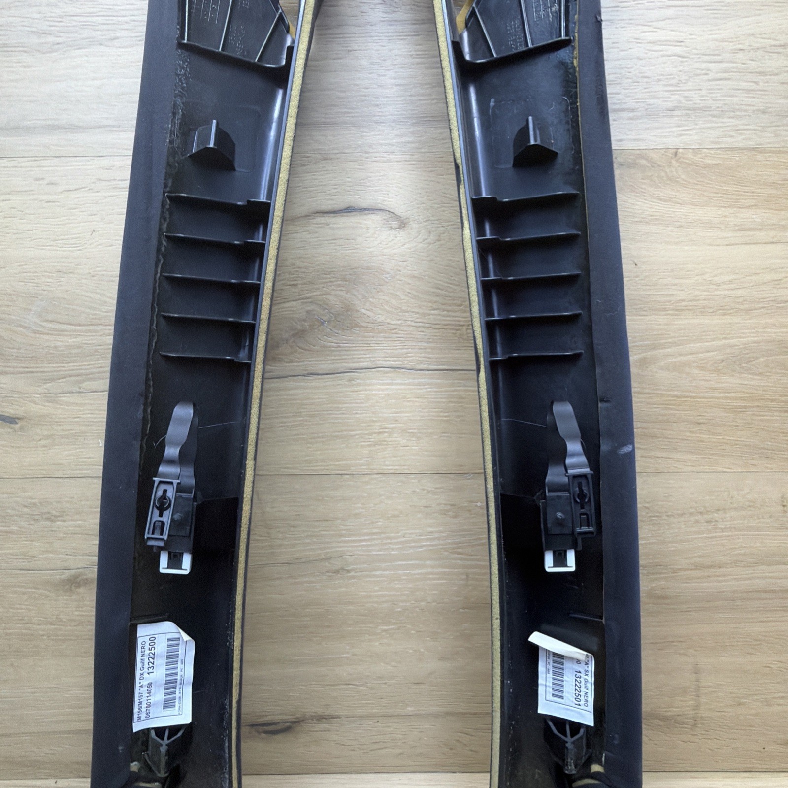 🟢 MASERATI GHIBLI WINDSHIELD LEFT AND RIGHT SIDE A PILLAR TRIM COVER OEM🟢