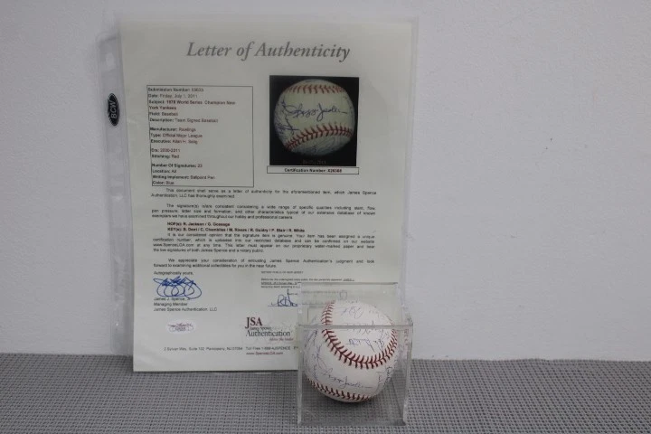 James Spence Authentication (JSA) New York Yankees Original