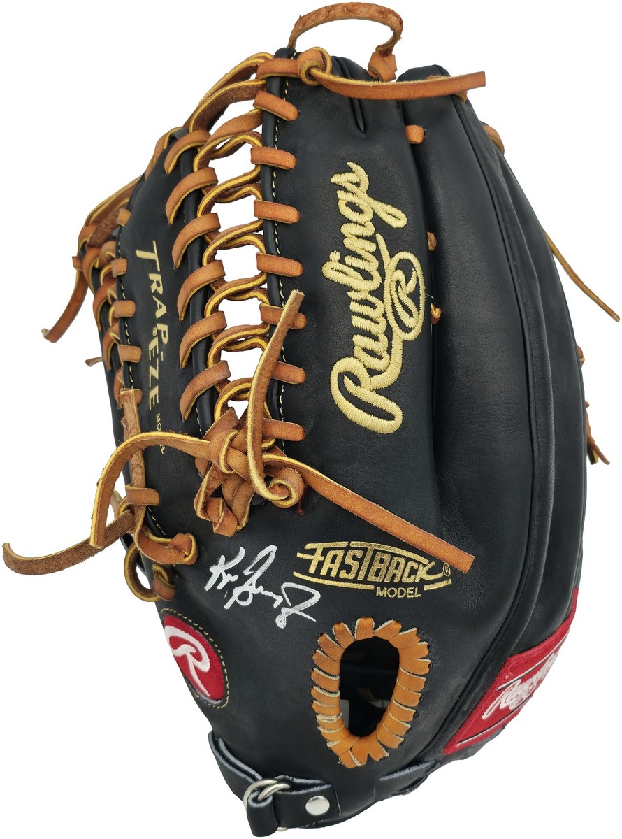 Ken Griffey Jr. Auto Black Rawlings Sig Model Fielding Glove