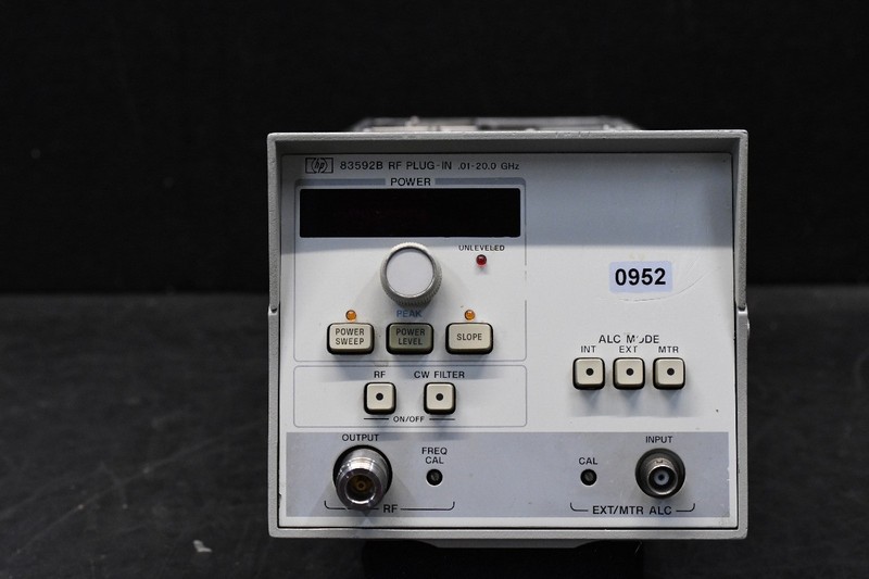 HP Agilent Keysight 83592B / 002 RF Plug-In (0.01-20GHz)