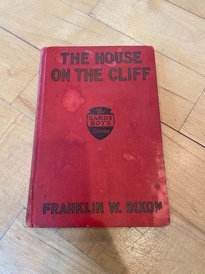 Vintage Hardy Boys book #2 THE HOUSE ON THE CLIFF early  Edition Red Shield