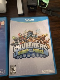Nintendo Wii U 8GB White Gamepad and Console Cords, Games, & Controllers Working