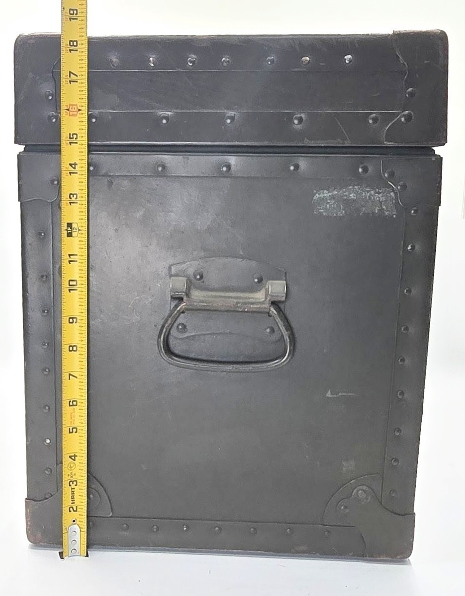 1967 Vietnam US Military Large Field Office Trunk Texas Trunk Co