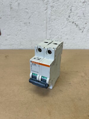 Merlin Gerin 24522 Circuit Breaker, D10A 480Y/277V Multi9 C60