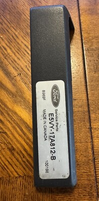 1985-89 Lincoln Town Car NOS Bumper Pad-Driver Front Bumper-Gray E5VY-17A812-B