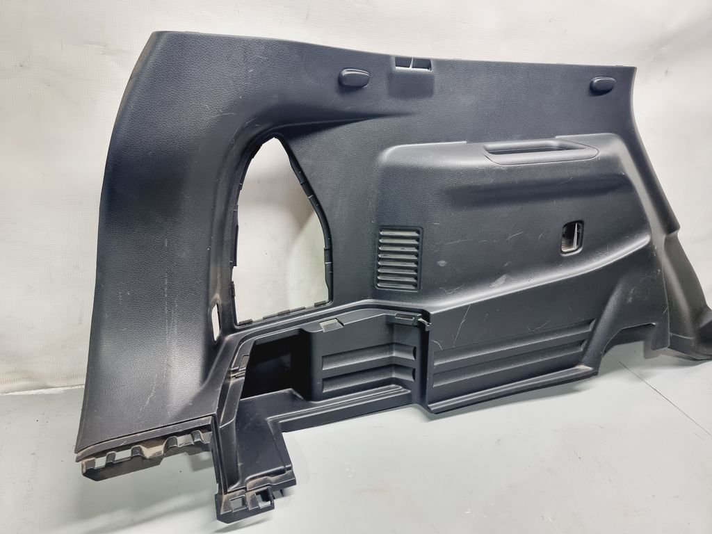 2018 Nissan X-Trail T32 Left Trunk boot side trim panel 849514CE5D