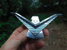 1958 1959 Ford Thunderbird Grille Emblem Badge Bap-88392 T-bird