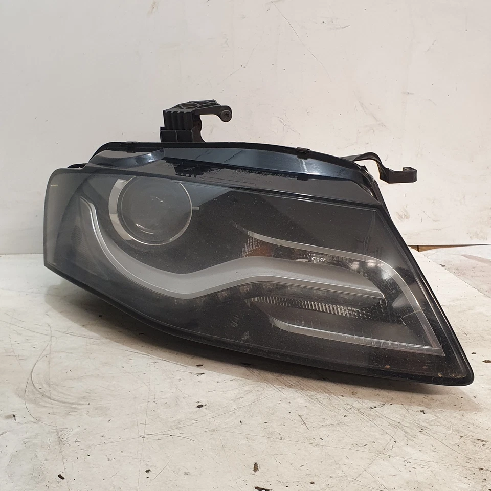 AUDI A4 B8 O/S DRIVERS RIGHT SIDE FRONT HEADLIGHT XENON 8K0941004D 2008-2012 - Image 2 of 4