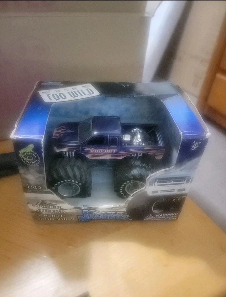 Camión de destino Firestone Bigfoot 2003 Muscle Machines escala 1:43 fundido a presión Foto 2 de 2